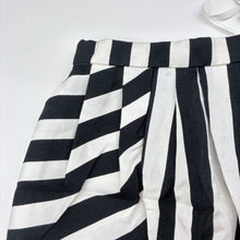 Load image into Gallery viewer, Girls Mr &amp; Miss Aust, black &amp; white pleat front skirt, adjustable, L: 30cm, NEW, size 5,  