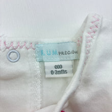 Load image into Gallery viewer, Girls Plum Precious, cotton long sleeve top, giraffe, FUC, size 000,  
