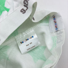 Load image into Gallery viewer, Unisex Baby Boxers, lightweight cotton shorts,stars, GUC, size 000,  