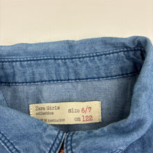 Load image into Gallery viewer, Girls Zara, blue chambray cotton shirt dress, EUC, size 6-7, L: 61cm
