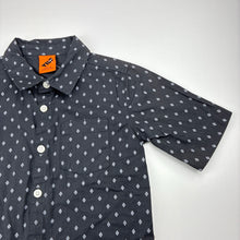 Load image into Gallery viewer, Boys Tilt, lightweight cotton short sleeve shirt, EUC, size 4,  