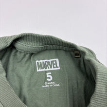 Load image into Gallery viewer, Boys Marvel, Incredible Hulk cotton Christmas tee / top, GUC, size 5,  