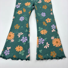 Load image into Gallery viewer, Girls Cotton On, floral flared leggings, elasticated, Inside leg: 33cm, FUC, size 3,  