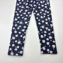 Load image into Gallery viewer, Girls Target, thick floral stretchy leggings, Inside leg: 43cm, GUC, size 7,  