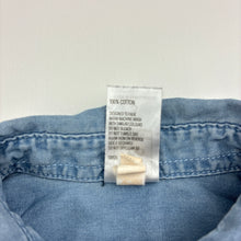 Load image into Gallery viewer, Boys Kids &amp; Co, chambray cotton short sleeve shirt, GUC, size 3,  