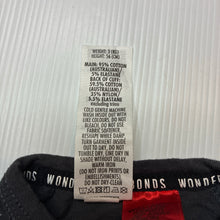 Load image into Gallery viewer, Unisex Bonds, WONDERCOOL WONDERBUNDLE sleeping bag / sleepsack, EUC, size 0000,  