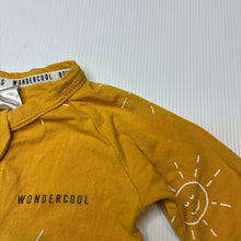Load image into Gallery viewer, Unisex Bonds, WONDERCOOL zip wondersuit / zippy / romper, GUC, size 00,  