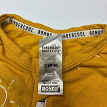 Load image into Gallery viewer, Unisex Bonds, WONDERCOOL zip wondersuit / zippy / romper, GUC, size 00,  