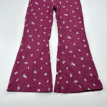 Load image into Gallery viewer, Girls Mango, floral flared leggings, Inside leg: 36cm, EUC, size 3,  