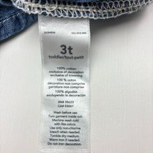 Load image into Gallery viewer, Boys Carters, lightweight cotton long sleeve shirt, marks back left sleeve, FUC, size 3,  