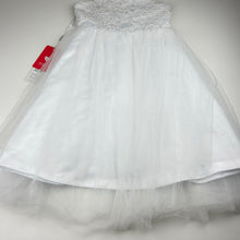 Load image into Gallery viewer, Girls JJs HOUSE, white formal /flower girl dress, NEW, size 5, L: 78cm