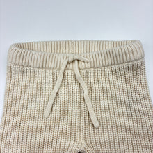Load image into Gallery viewer, Unisex Baby Berry, chunky knit cotton leggings / bottoms, elasticated, EUC, size 00,  