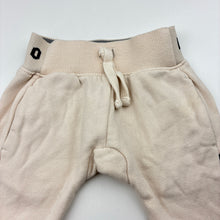 Load image into Gallery viewer, Unisex Bonds, fleece lined track pants, elasticated, GUC, size 00,  