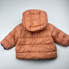 Load image into Gallery viewer, Boys Target, reversible hooded puffer jacket / coat, GUC, size 00,  