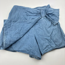 Load image into Gallery viewer, Girls Target, chambray cotton shorts, elasticated, GUC, size 6,  