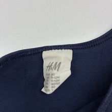 Load image into Gallery viewer, Girls H&amp;M, navy cotton casual dress, cat, GUC, size 1, L: 41cm