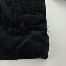Load image into Gallery viewer, Unisex soll. the label, cotton lined wadded corduroy jacket / coat, small marks lower front left, FUC, size 4,  