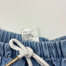 Load image into Gallery viewer, Girls H&amp;T, lightweight chambray cotton skirt, elasticated, GUC, size 4,  