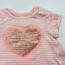 Load image into Gallery viewer, Girls Dymples, soft feel stretchy top, sequin heart, EUC, size 000,  