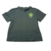 Load image into Gallery viewer, Boys Target, loose fit organic cotton tee / top, EUC, size 3,  