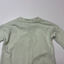 Load image into Gallery viewer, Girls Favourites, Aust cotton long sleeve top, EUC, size 000,  