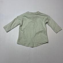 Load image into Gallery viewer, Girls Favourites, Aust cotton long sleeve top, EUC, size 000,  