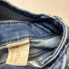 Load image into Gallery viewer, Girls H&amp;M, soft feel stretch knit denim overalls / shortalls, GUC, size 00,  