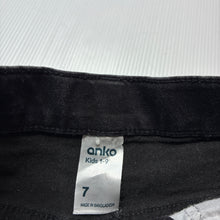 Load image into Gallery viewer, Unisex Anko, black stretch denim shorts, adjustable, EUC, size 7,  
