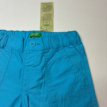 Load image into Gallery viewer, Unisex United Colours of Benetton, lightweight cotton shorts, elasticated, NEW, size 3-4,  