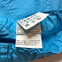 Load image into Gallery viewer, Unisex United Colours of Benetton, lightweight cotton shorts, elasticated, NEW, size 3-4,  