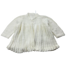 Load image into Gallery viewer, Girls hand made, soft feel knitted cardigan, armpit to armpit: 27cm, shoulder to cuff: 23cm, EUC, size 00,  
