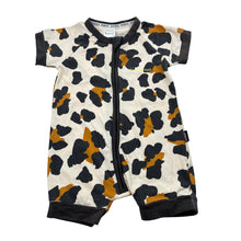 Load image into Gallery viewer, Unisex Bonds, zip wondersuit / zippy / romper, GUC, size 00,  