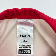 Load image into Gallery viewer, Unisex Bonds, stretchy tee / top, small marks on front, FUC, size 0,  