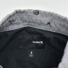 Load image into Gallery viewer, Mens Hurley, cotton short sleeve shirt, skulls &amp; sharks, armpit to armpit: 41cm, EUC, size S,  