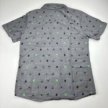 Load image into Gallery viewer, Mens Hurley, cotton short sleeve shirt, skulls &amp; sharks, armpit to armpit: 41cm, EUC, size S,  