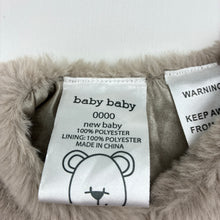 Load image into Gallery viewer, Girls Baby Baby, lined soft feel faux fur vest, EUC, size 0000,  