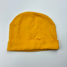 Load image into Gallery viewer, Unisex Baby Berry, yellow hat / beanie, FUC, size 00-0,  
