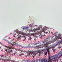 Load image into Gallery viewer, Girls hand made, knitted hat / beanie, EUC, size 0-1,  