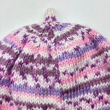 Load image into Gallery viewer, Girls hand made, knitted hat / beanie, EUC, size 0-1,  
