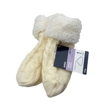 Load image into Gallery viewer, Girls Anko, fleece lined cable knit socks, gel grip soles, NEW, size 00-1,  