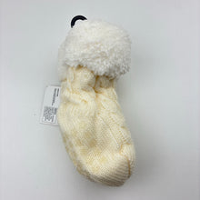 Load image into Gallery viewer, Girls Anko, fleece lined cable knit socks, gel grip soles, NEW, size 00-1,  