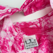 Load image into Gallery viewer, Girls hand made, tie dyed lightweight summer dress, EUC, size 3, L: 51cm