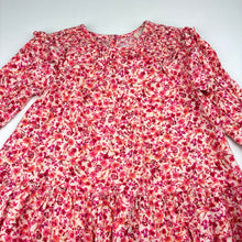 Load image into Gallery viewer, Girls Old Navy, floral cotton / viscose long sleeve dress, EUC, size 5, L: 55cm