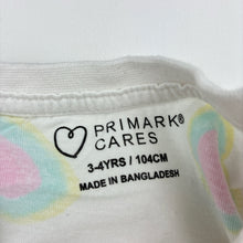 Load image into Gallery viewer, Girls Primark, cotton tee / top, hearts, GUC, size 3-4,  