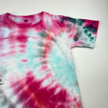 Load image into Gallery viewer, Unisex FREESTYLE, tie dyed tee / top, Sz: L, armpit to armpit: 36cm, GUC, size 7-8,  