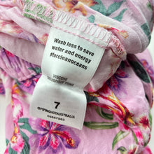 Load image into Gallery viewer, Girls Piping Hot, lightweight floral pants, elasticated, Inside leg: 44cm, EUC, size 7,  
