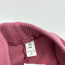 Load image into Gallery viewer, Girls HUX, ribbed stretchy leggings, marks front &amp; back, FUC, size 3,  