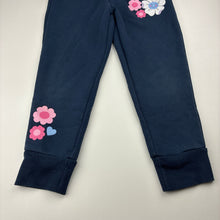 Load image into Gallery viewer, Girls Anko, navy fleece lined track pants, flowers, Inside leg: 40cm, EUC, size 5,  