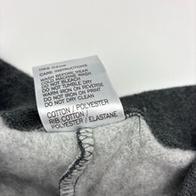 Load image into Gallery viewer, Girls Emerson, fleece lined track pants, stars, Inside leg: 45cm, EUC, size 5,  