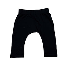 Load image into Gallery viewer, Unisex Baby Berry, black stretchy leggings / bottoms, EUC, size 00,  
